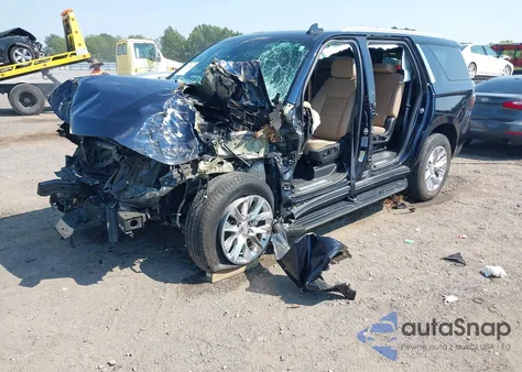 2021 Chevrolet Tahoe 2Wd Premier z USA, uszkodzony, nr VIN 1GNSCSKD0MR260015